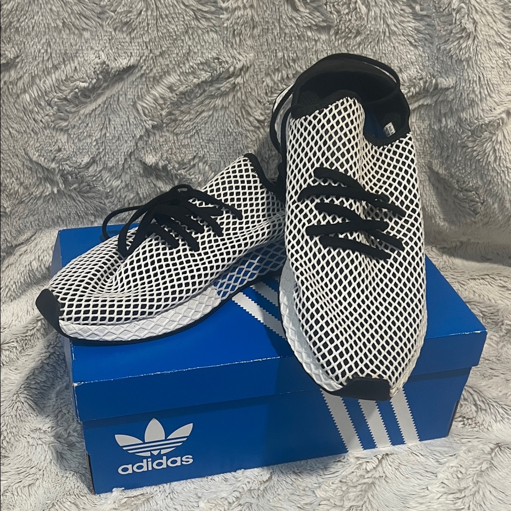 Adidas Deerupt Runners Men’s Sneakers